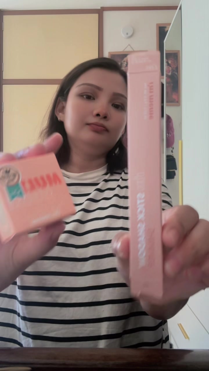 @🧚♀️🦋Heera🦋🧚♀️