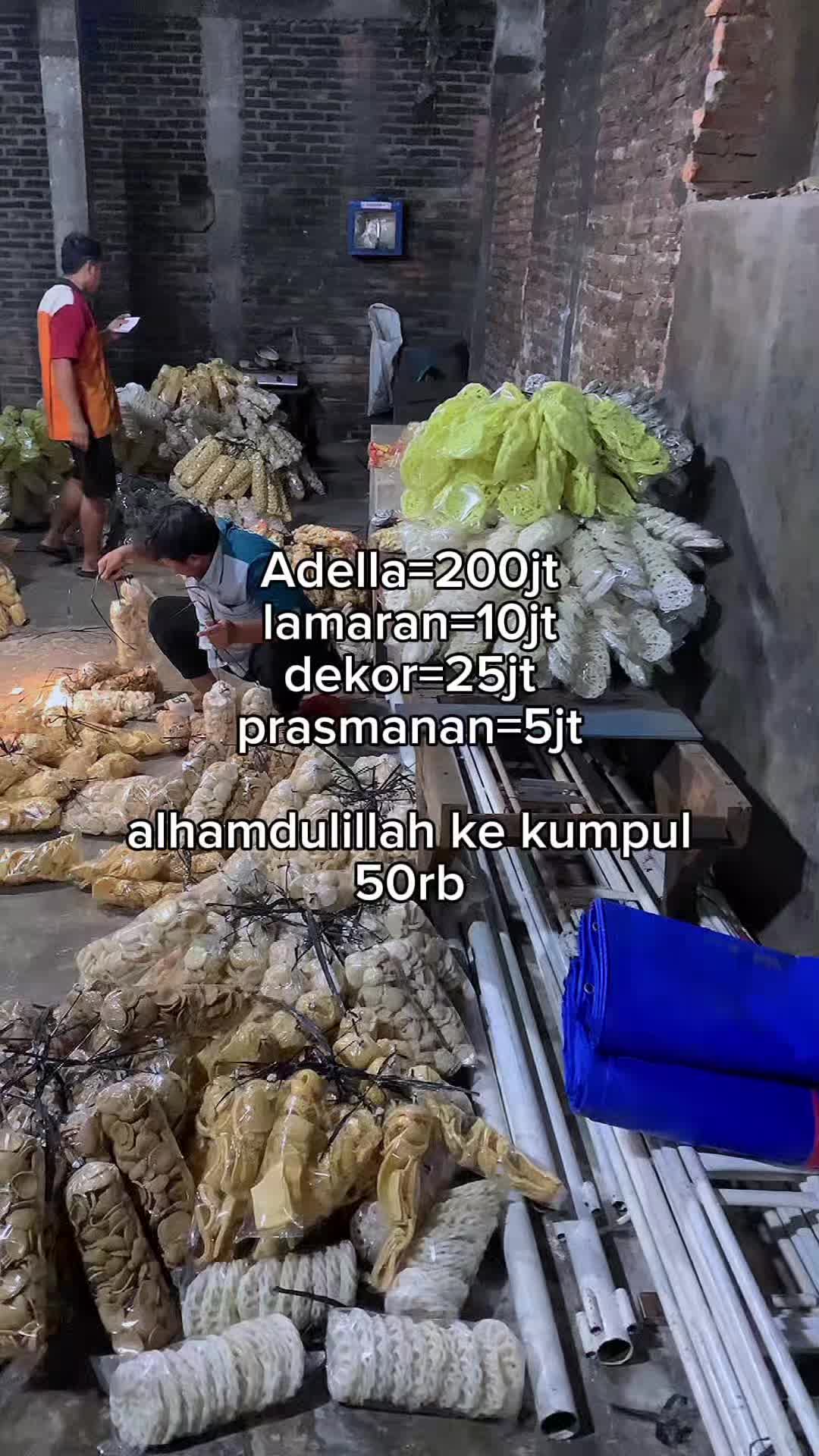 @Kerupuk mang cosplay