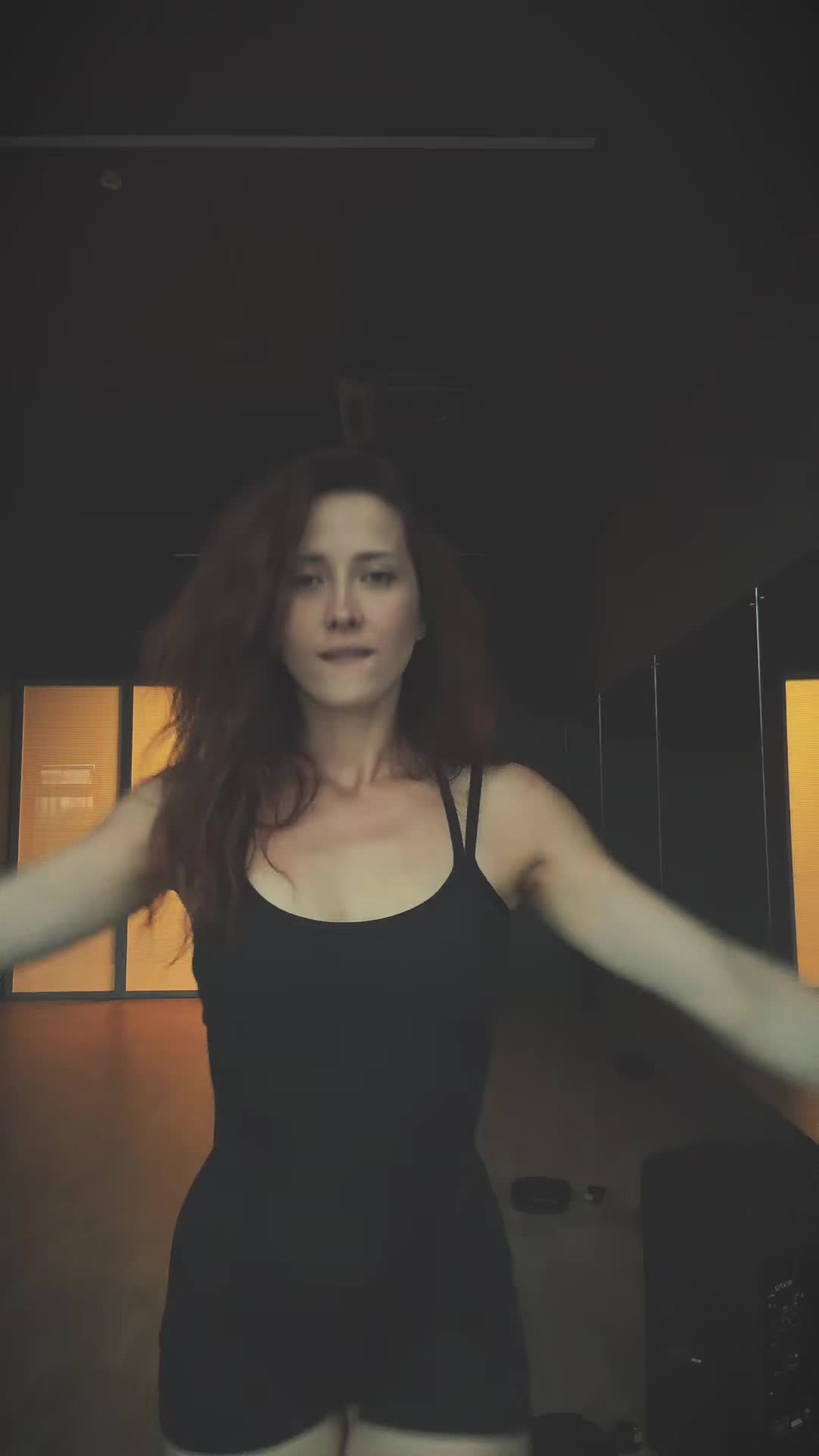 @_LINA_LI_10