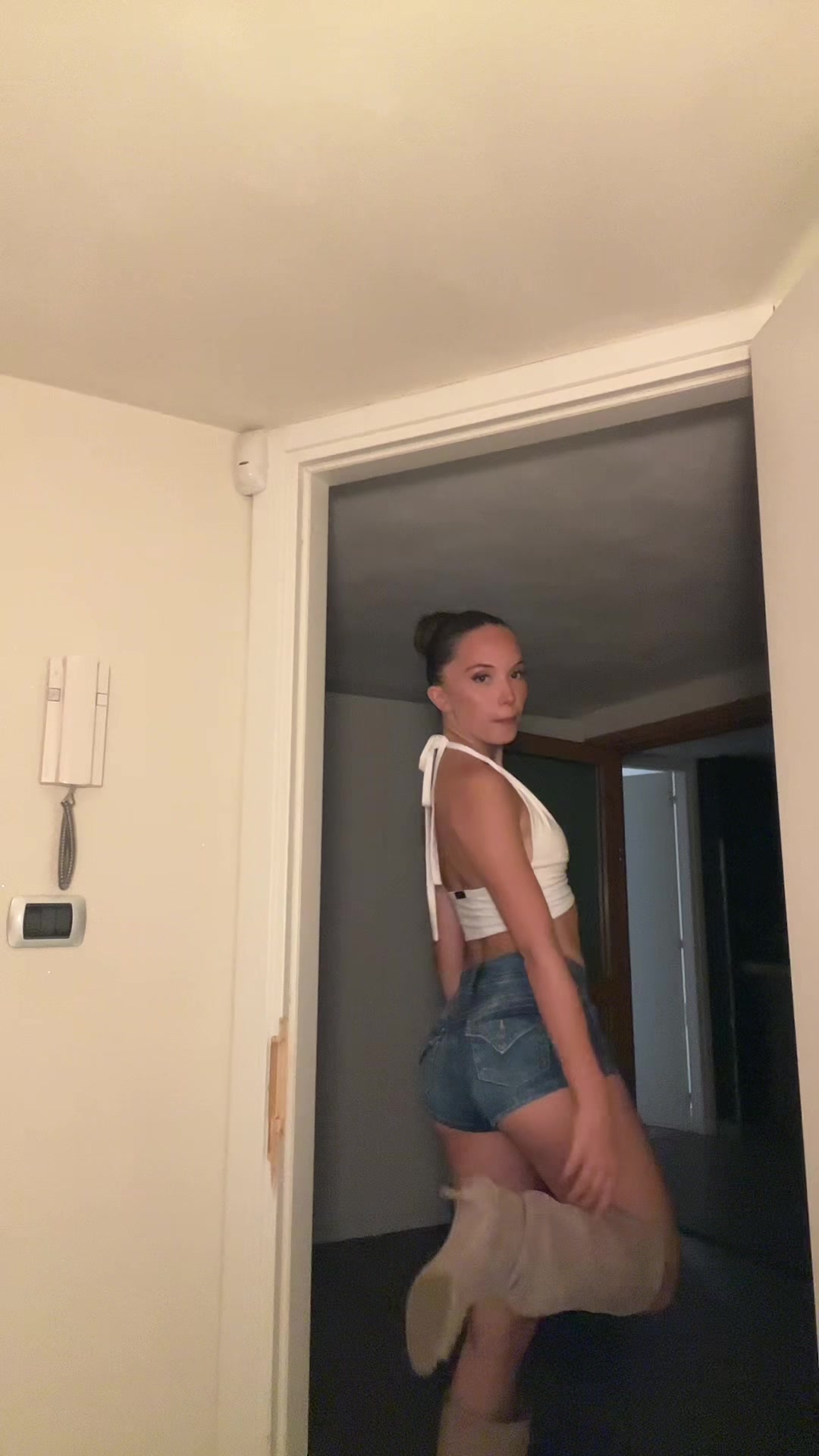@anna