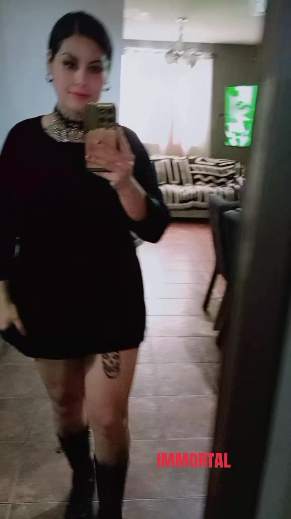 @Ixchel 🥀🥀🦇