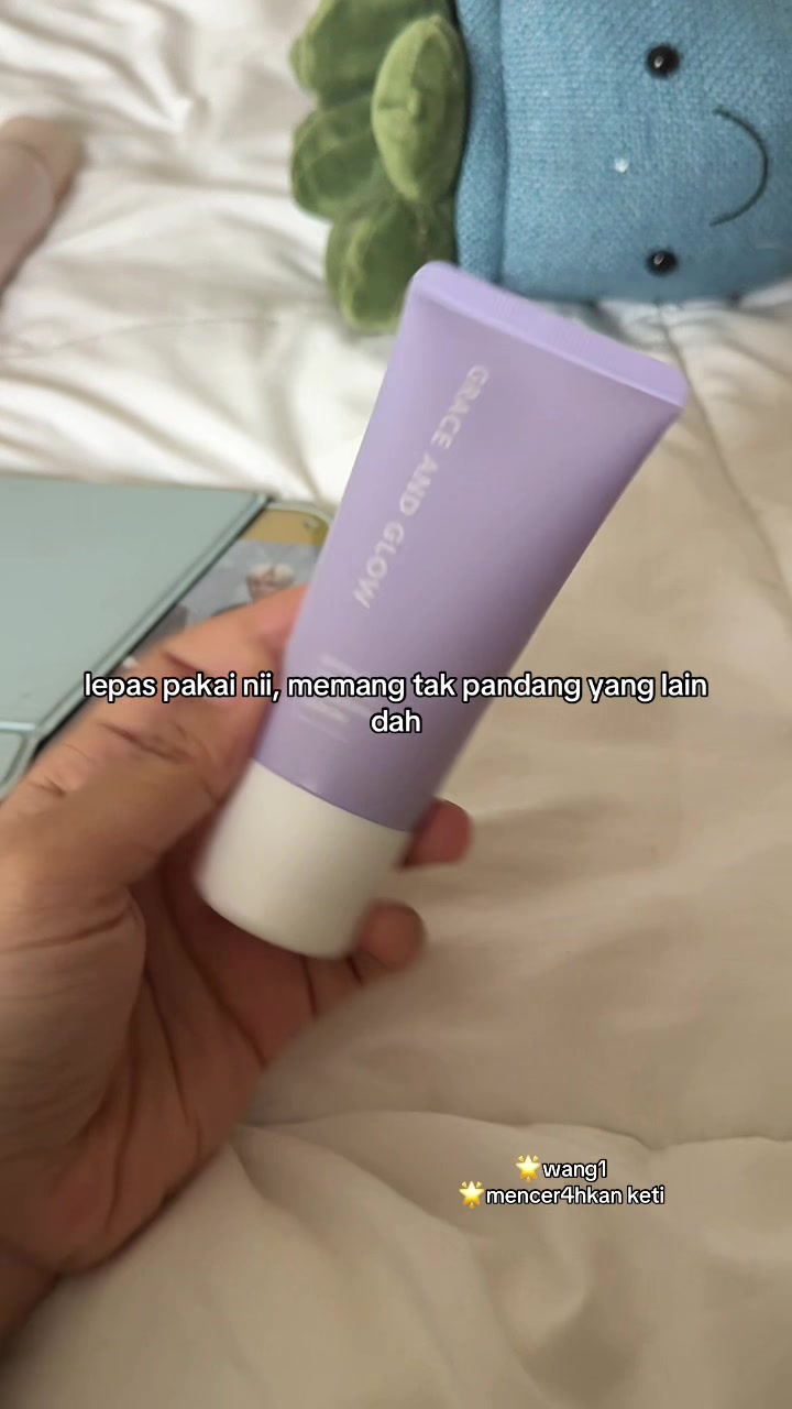 @dina ⋆˚𝜗𝜚˚⋆