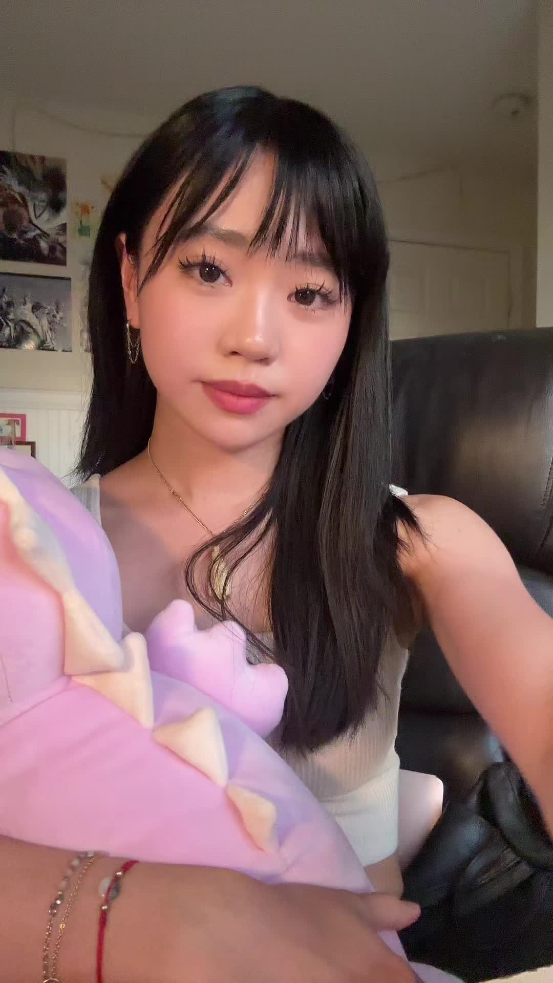 @user881792832938