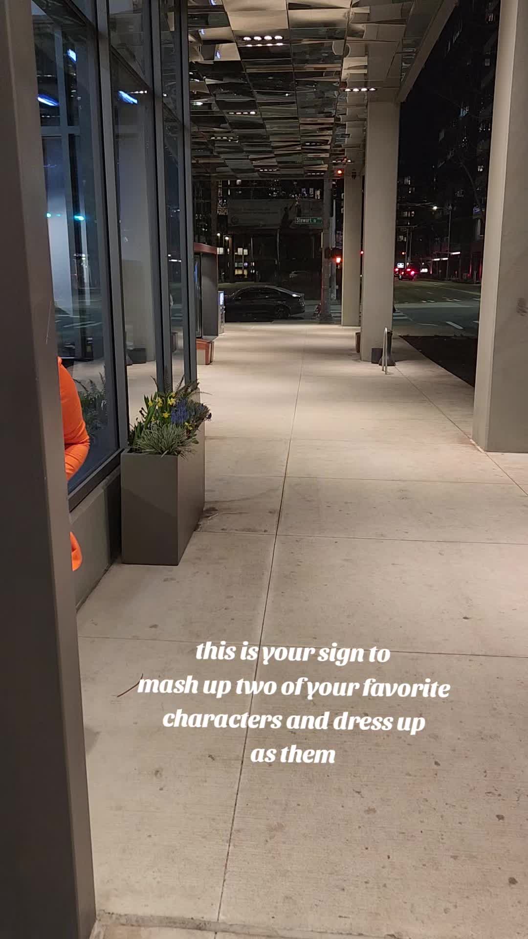 @TheQueerQueenofHalloween