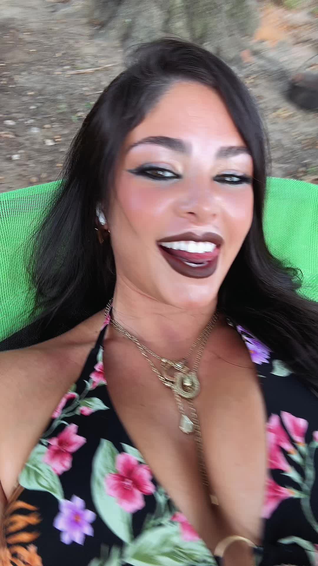 @ryannshikle_