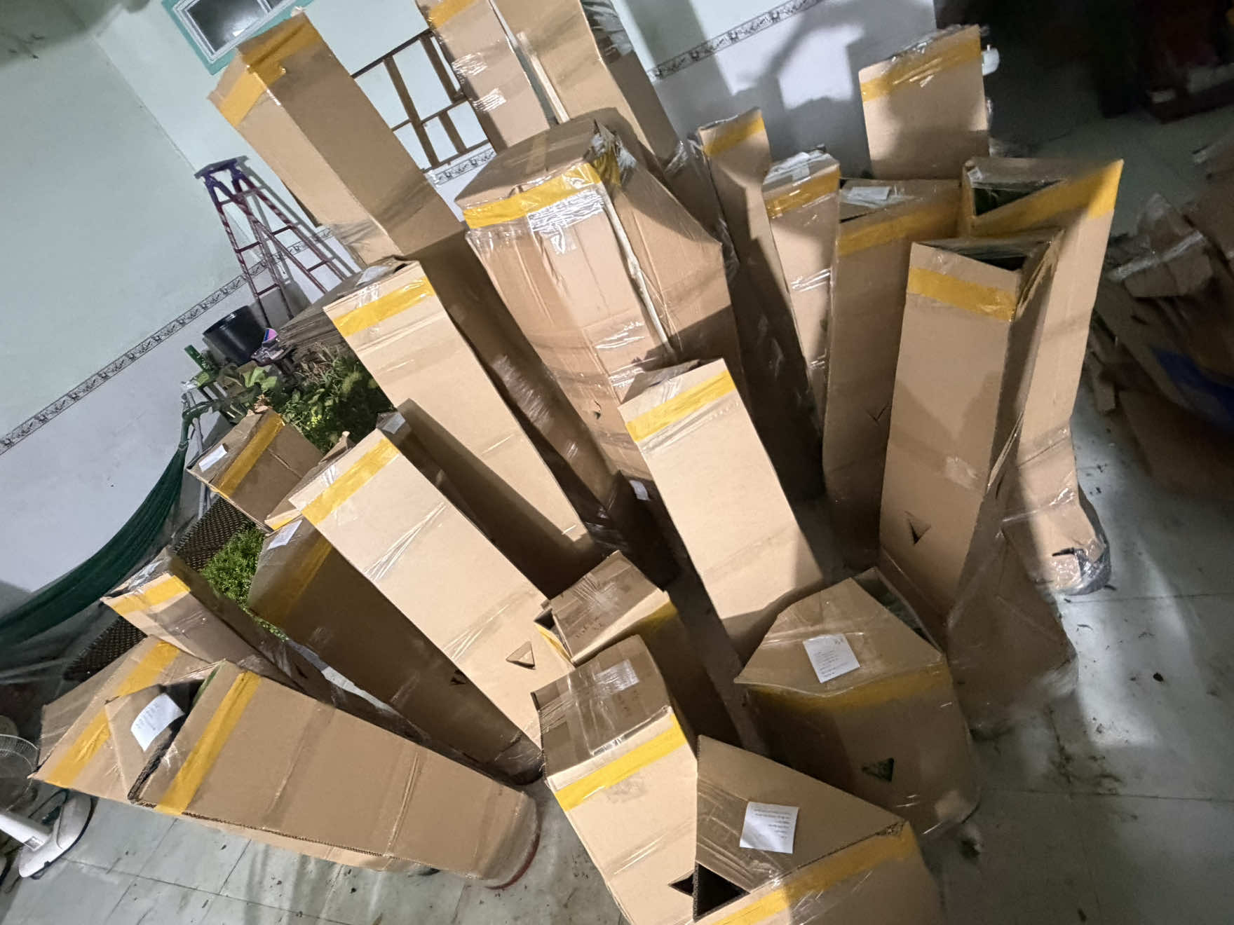 @Tiệm Lá Nhỏ