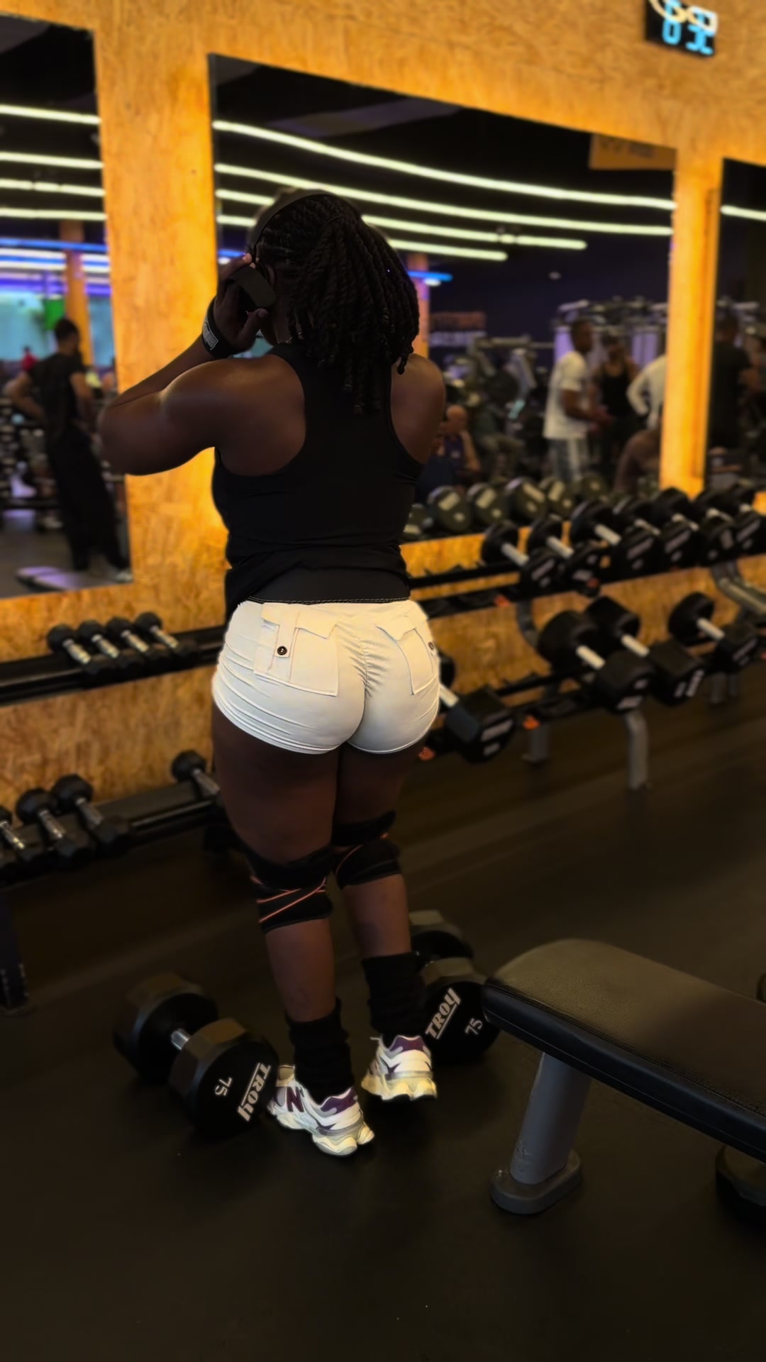 @CharleeserdjooB