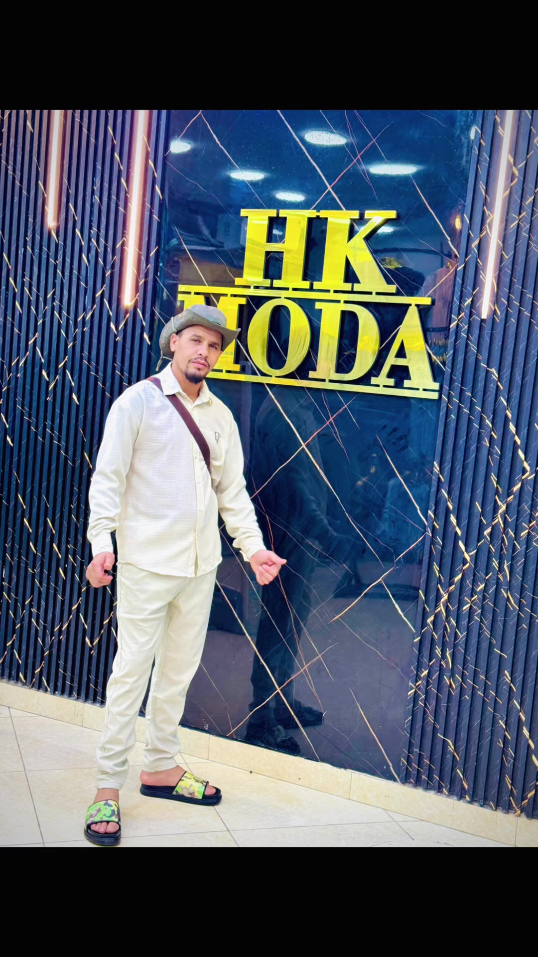 @Hk Moda