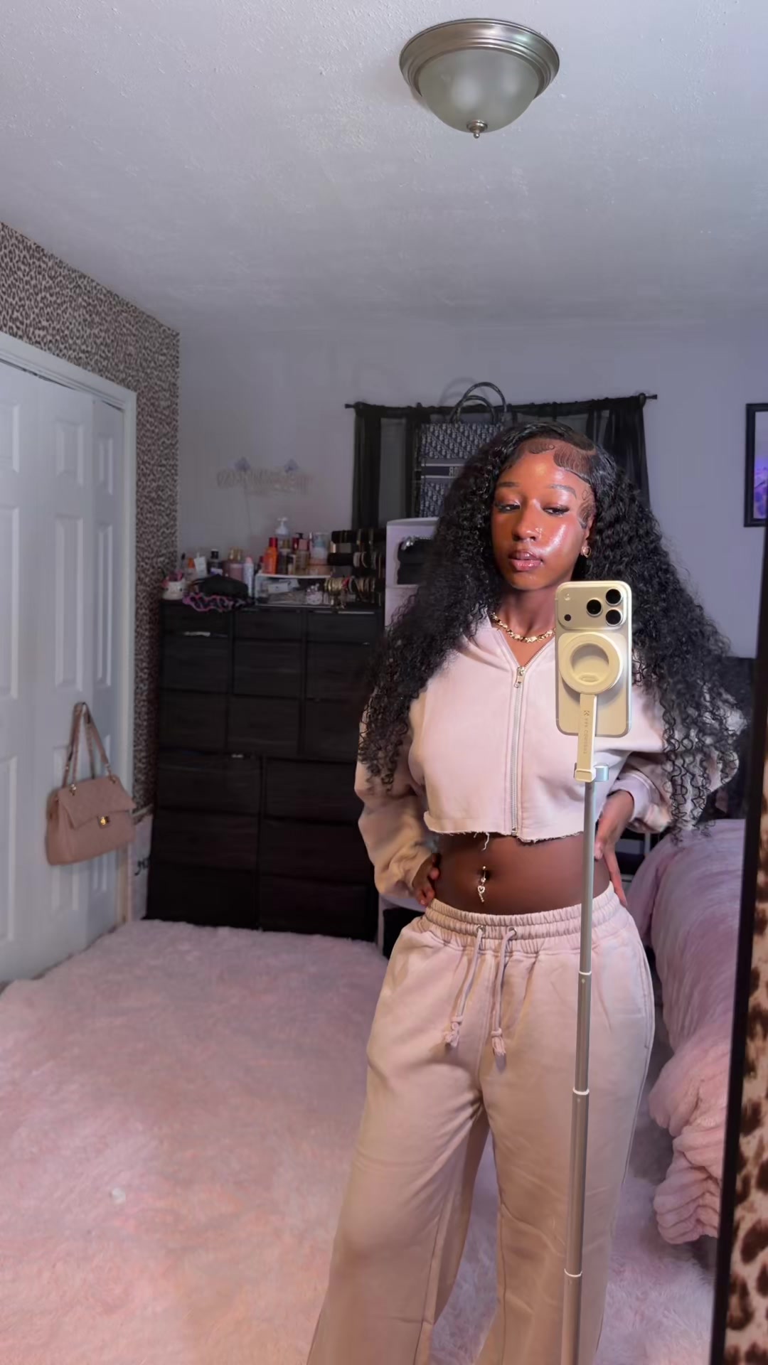 @kira.