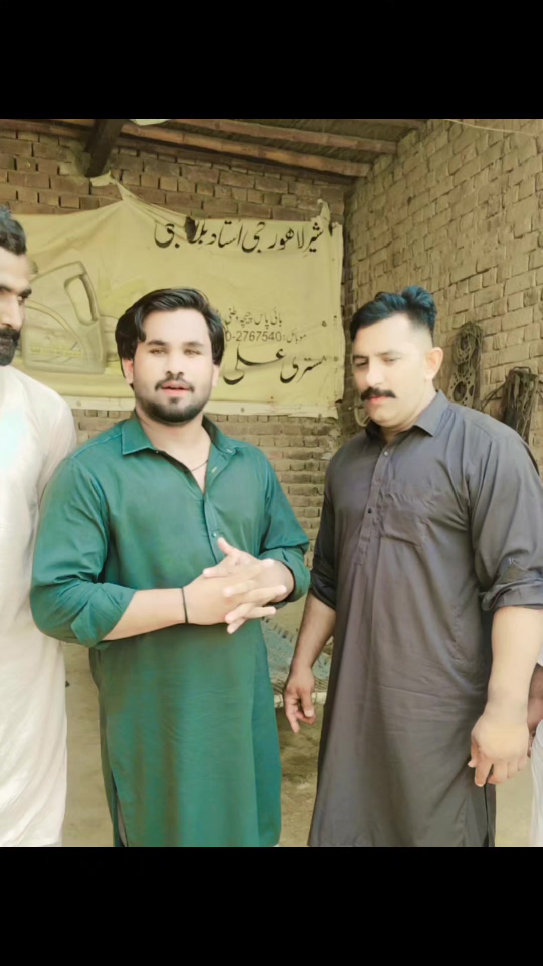 @Bhatti bazo club