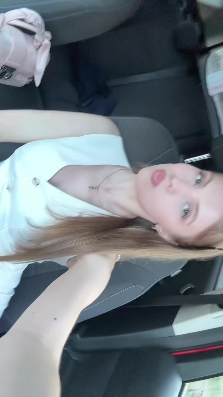 @алина