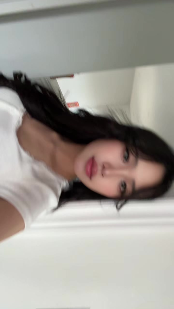 @angela