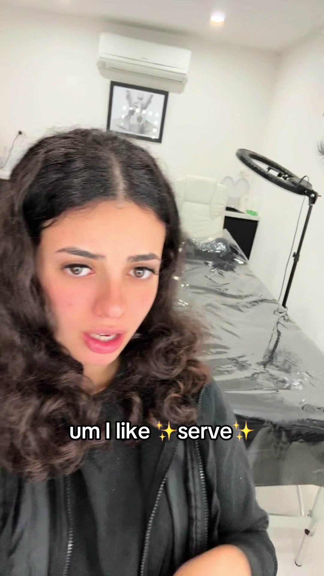 @monique