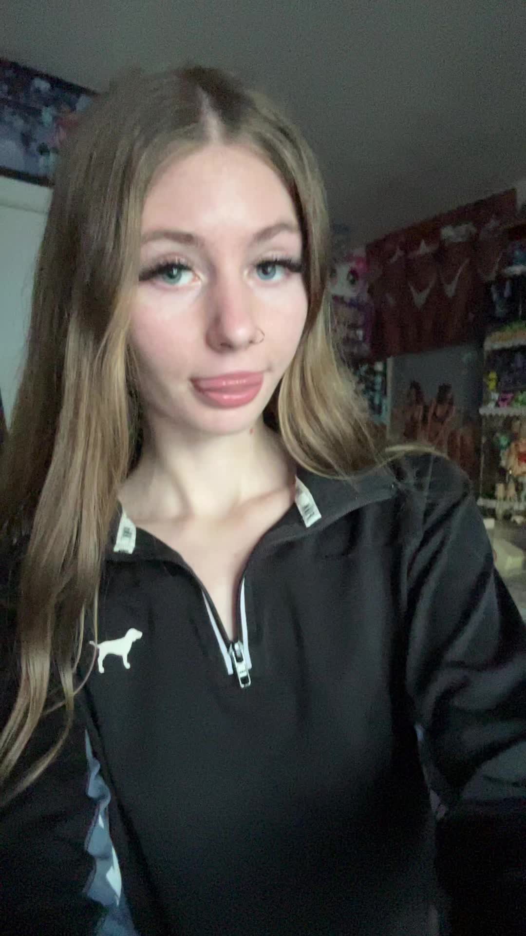 @SnowBunni โ