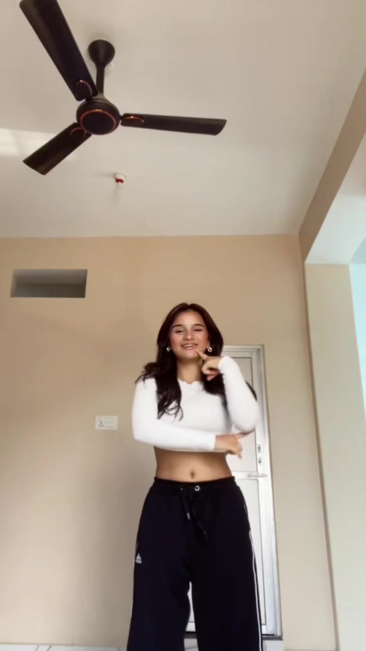 @Rekhu🐬🌸