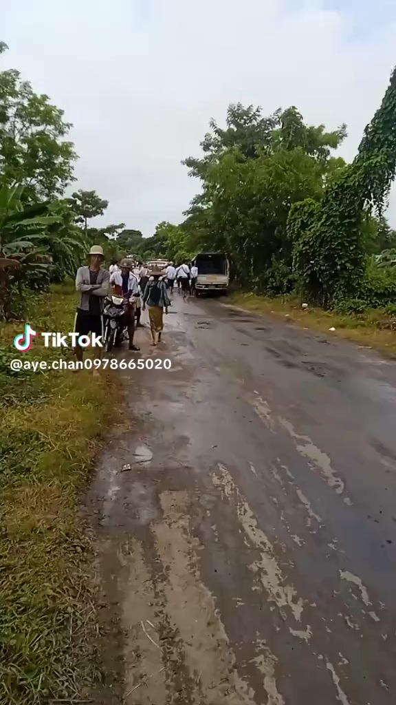 @မင်းသုခ