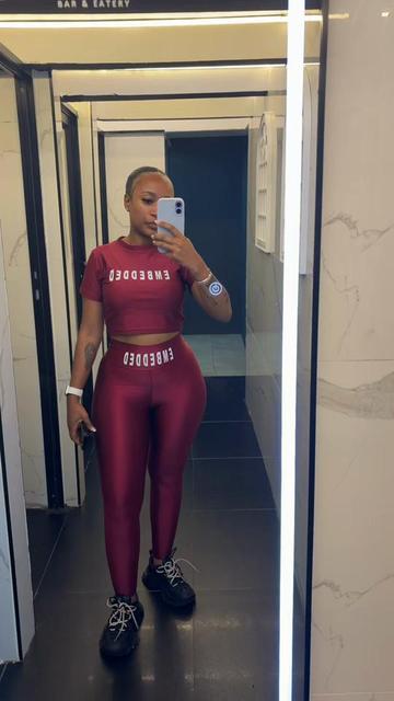 @Emihle