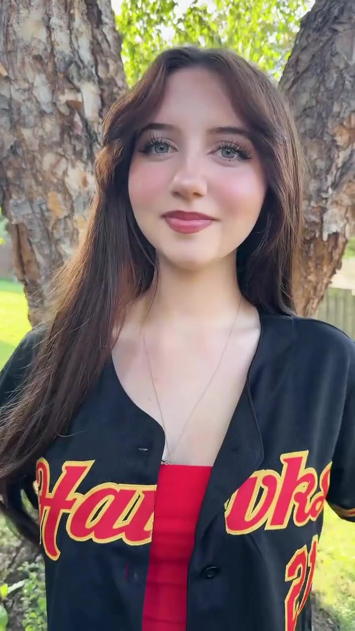 @Leximariehawks