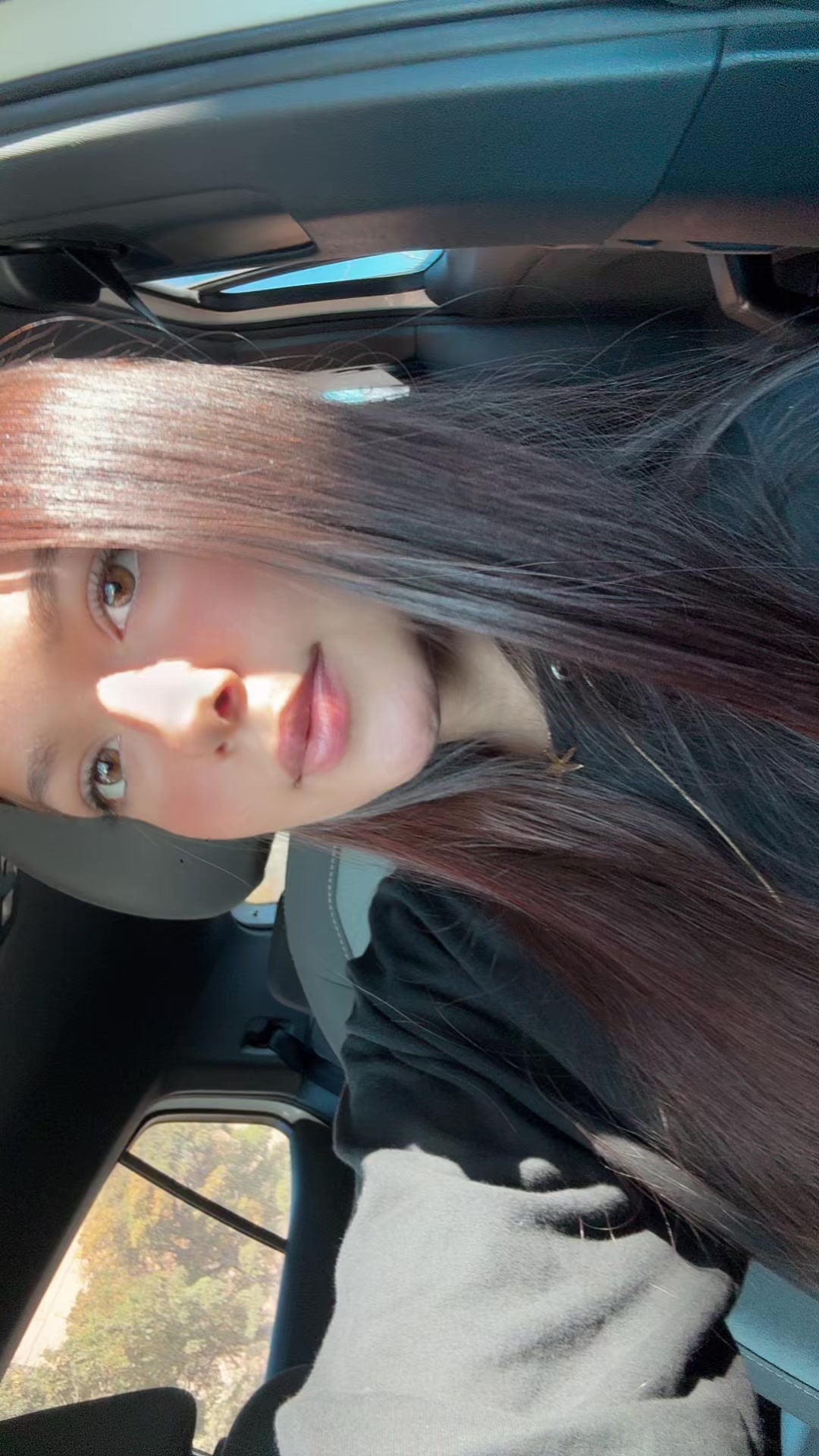 @ᐯᎥ丅ᗩ ★
