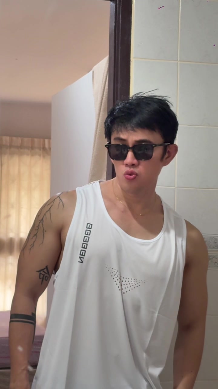 @Iambryanadlaon