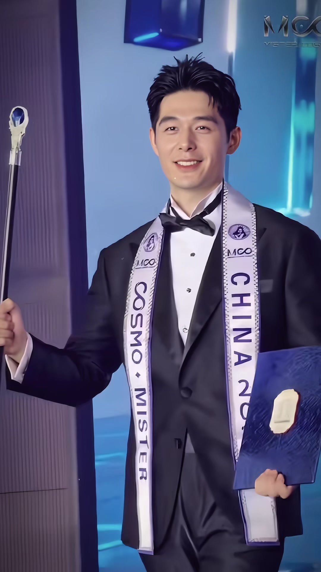 @Tạ Hùng