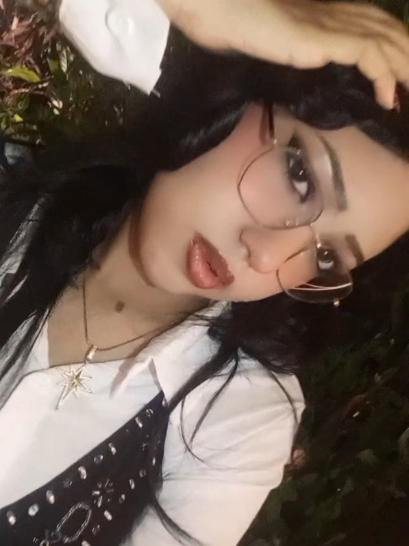 @๐๐ช๐ท๐ธ๐ท๐ช๐คโจ