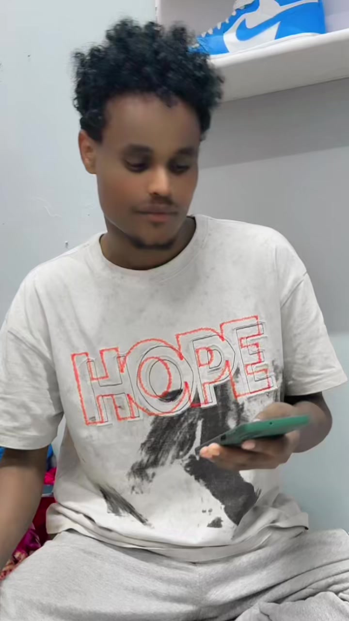 @user39867176338
