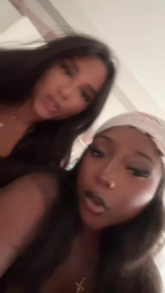 @Zahra🤍