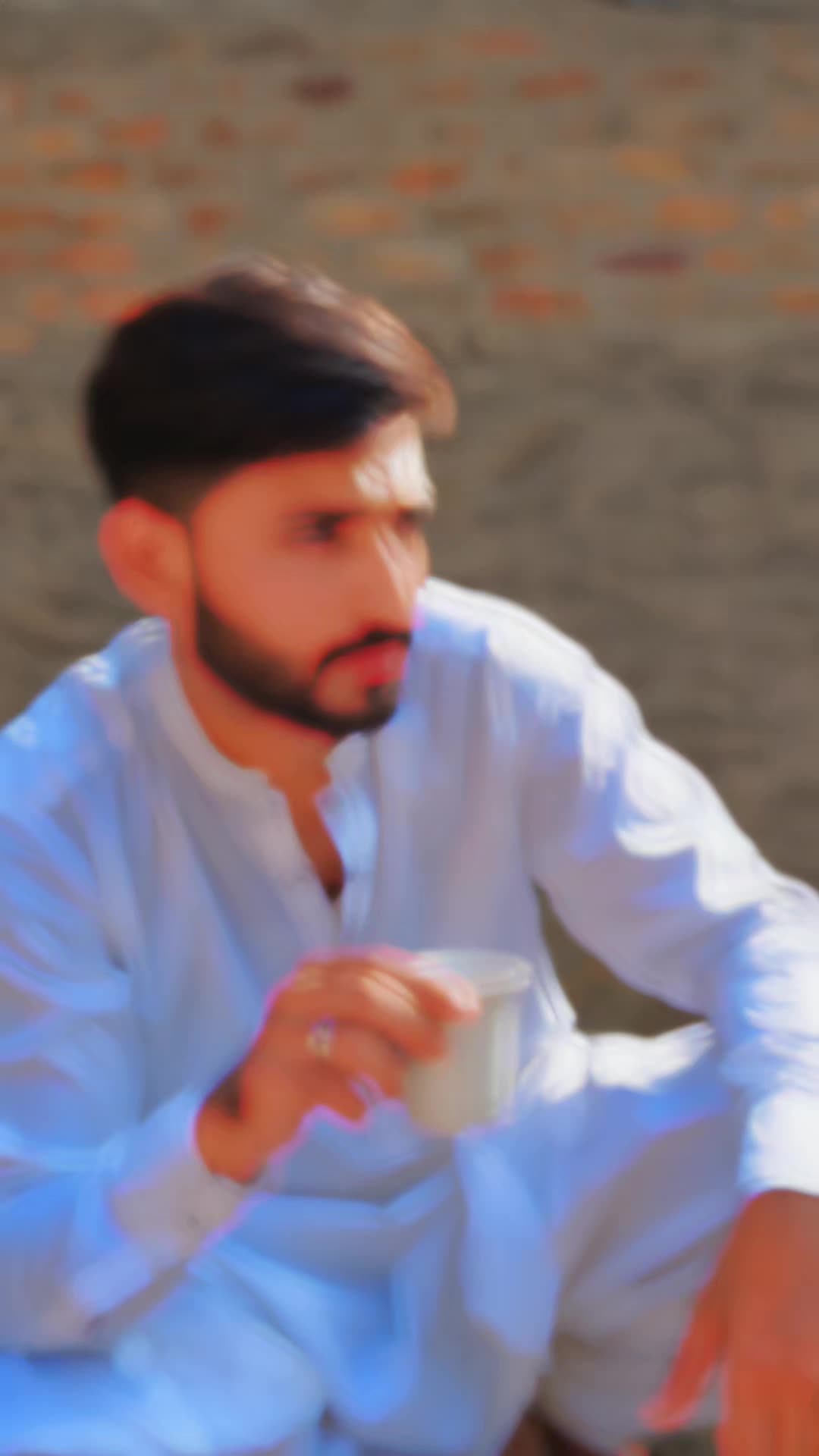 @𝓐𝓴𝓫𝓪𝓻 𝓐𝓵𝓲 𝓐𝓫𝓻𝓸
