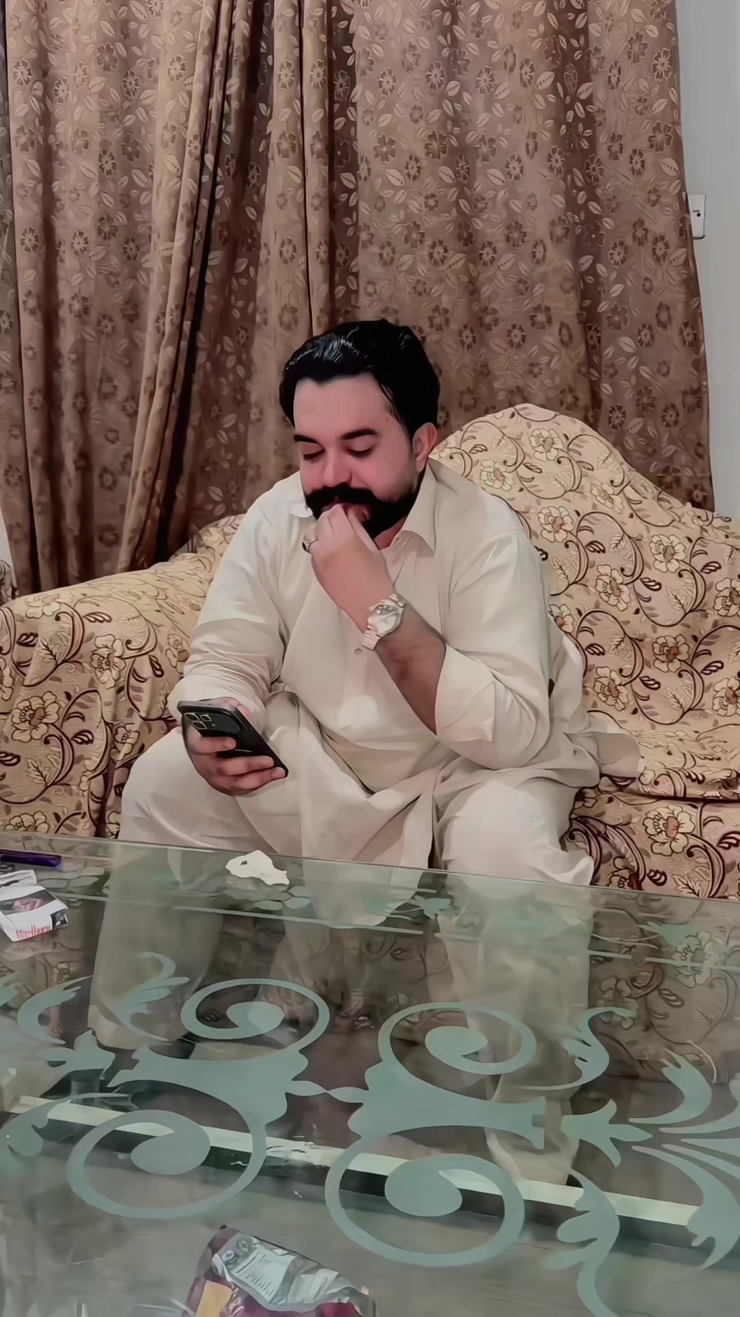 @عـبـدالرحمـٰن عربي 👑♥️.