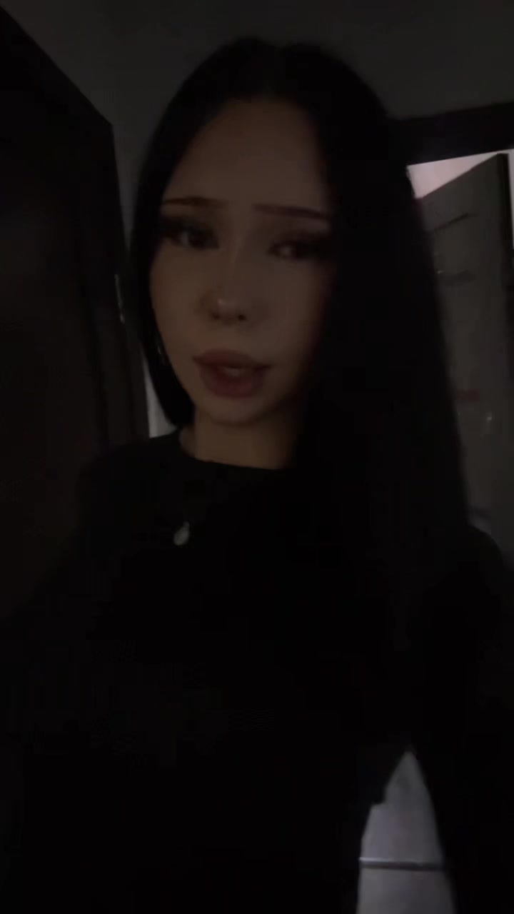 @v11nilova