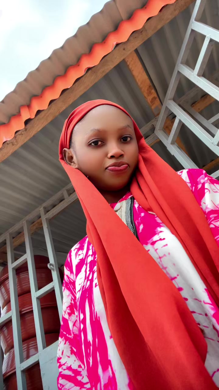 @😌noura Traoré 🤭🫦