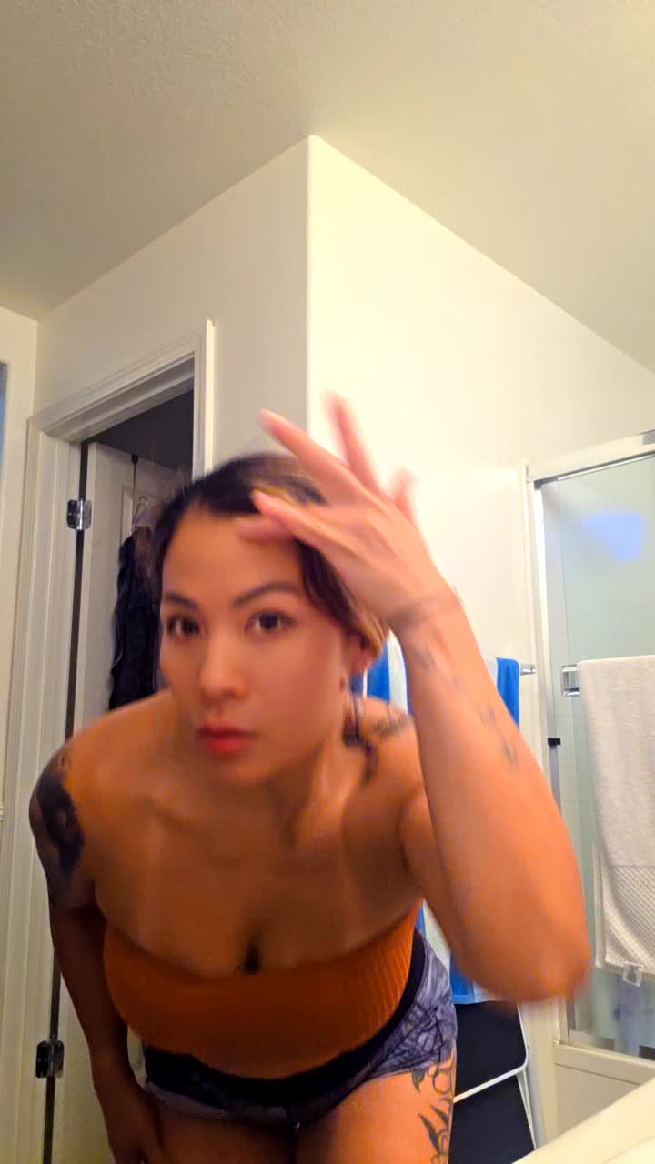 @👑CoachQueenVeeFit🇺🇲🇵🇭♐️🔥