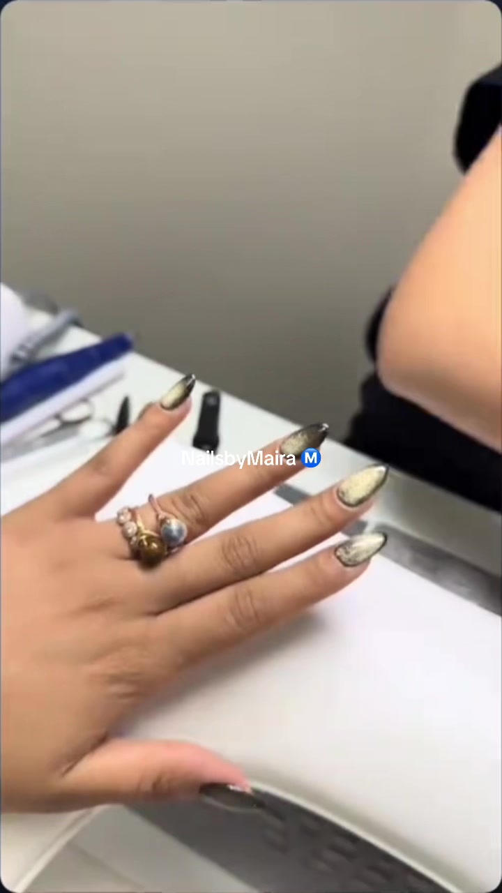 @nails_by__maira