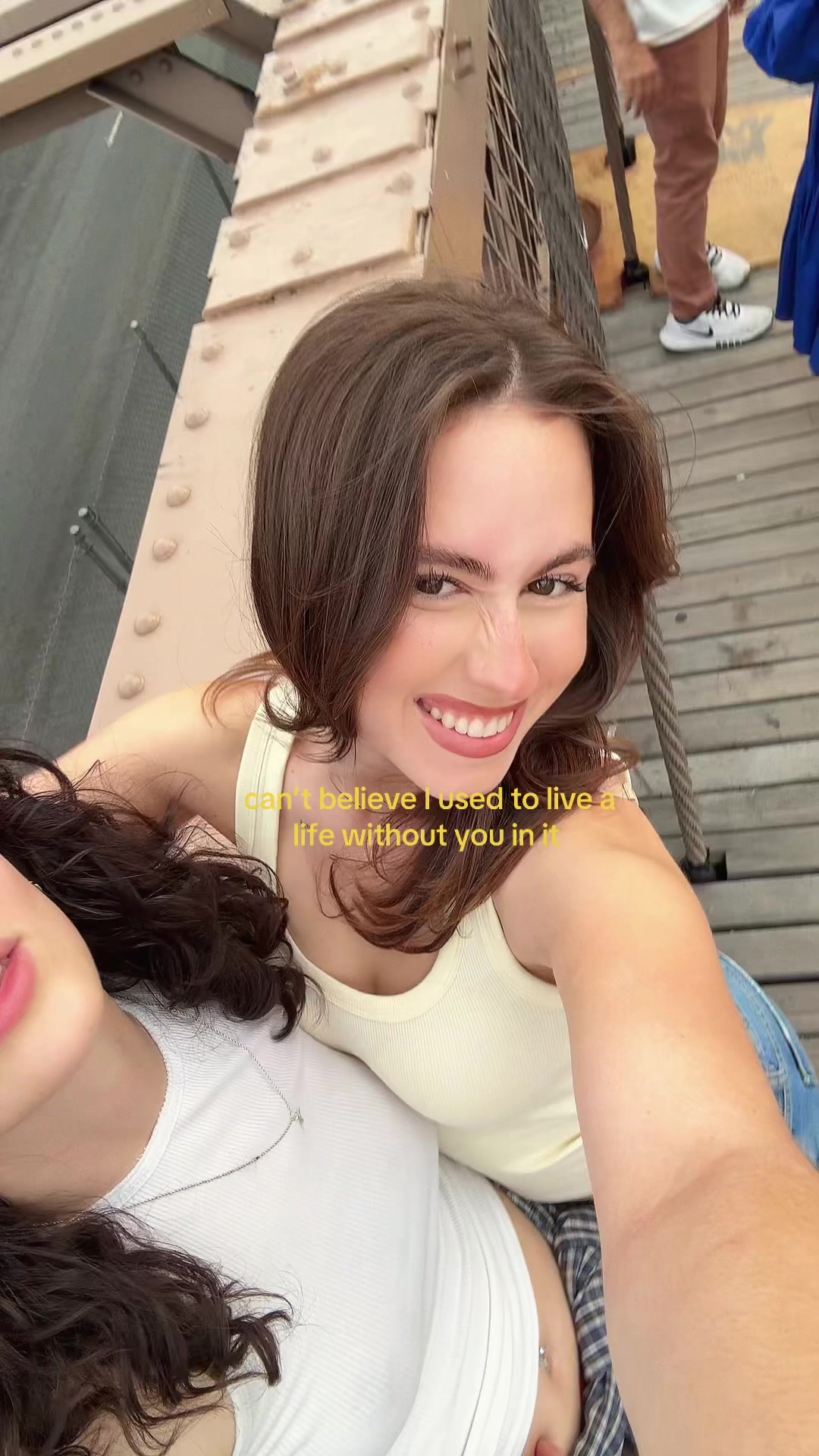 @laura ⚢