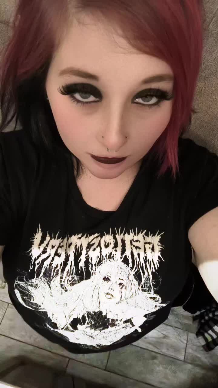 @GothStepMummy