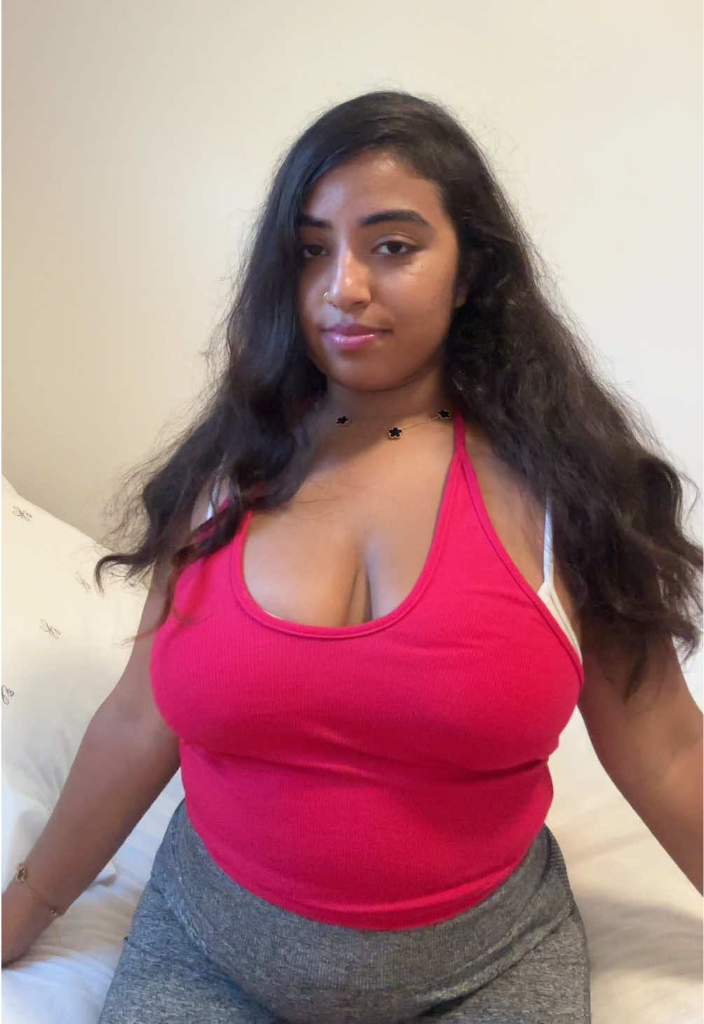 @mooncrumbsss