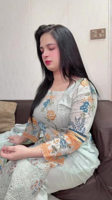 @alyzamughal_4