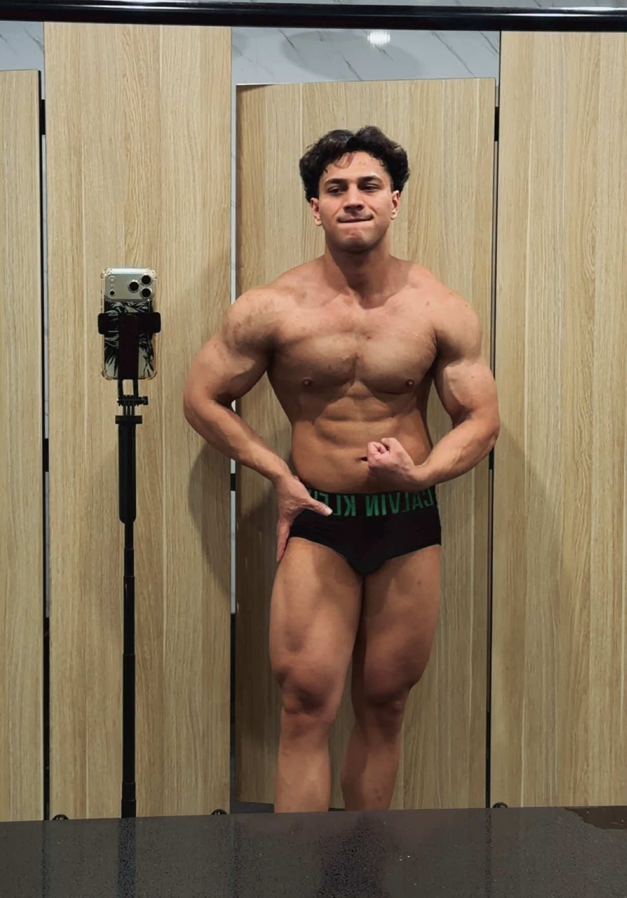 @LiftwOmi
