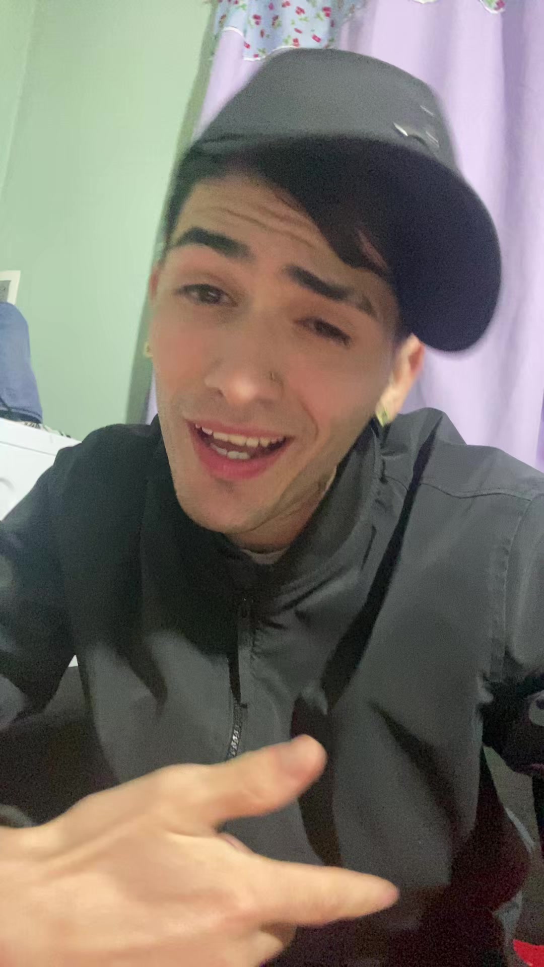 @AxelRobledo