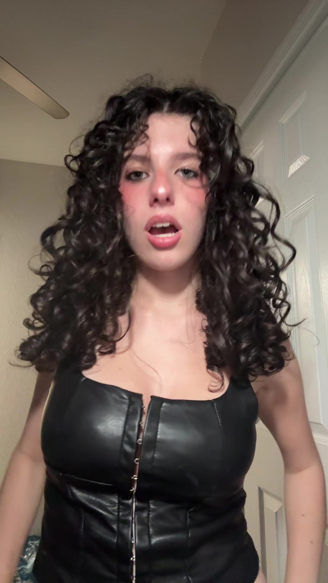 @darin.c0m