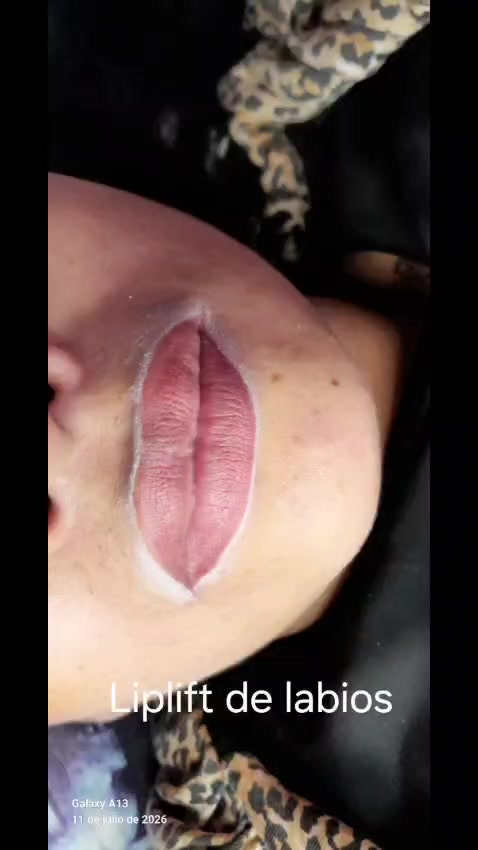 @rhiana tu charapita🏳️🌈