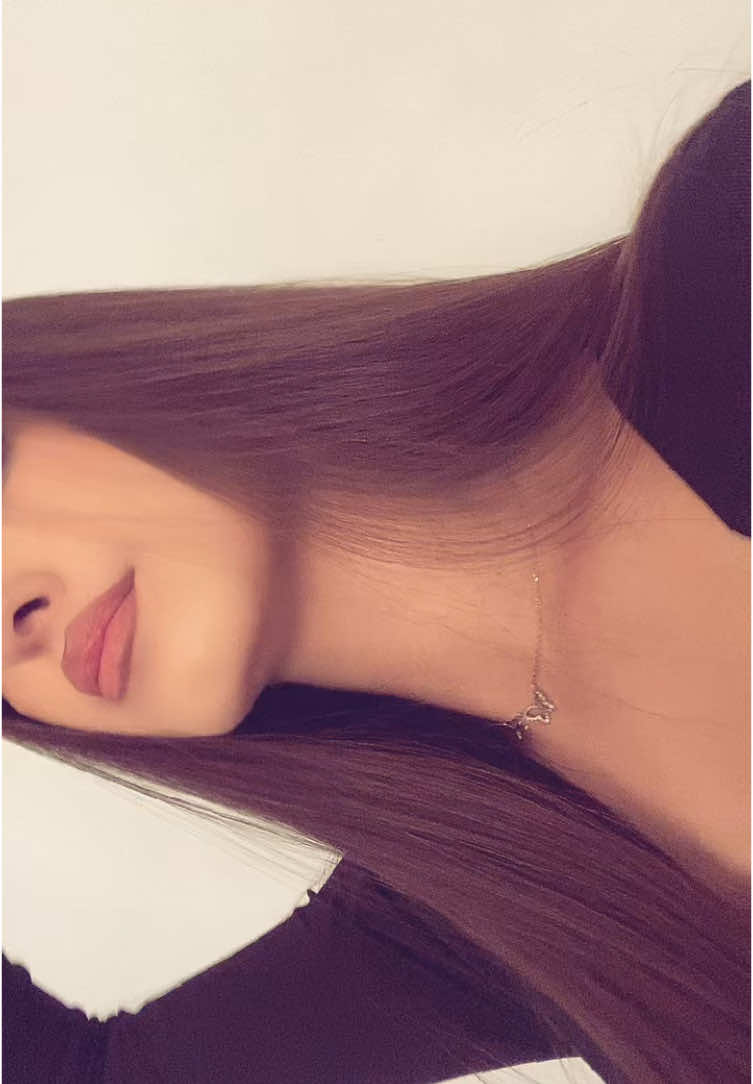 @𝑚𝑎𝑟𝑡𝑎