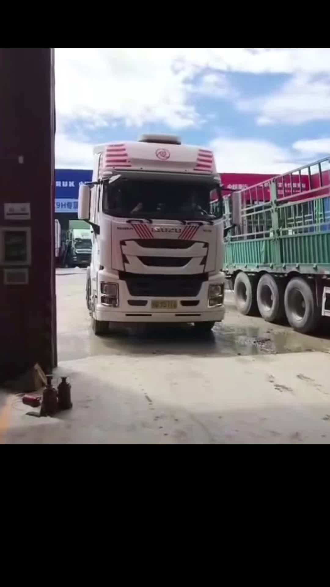@xtruck.com