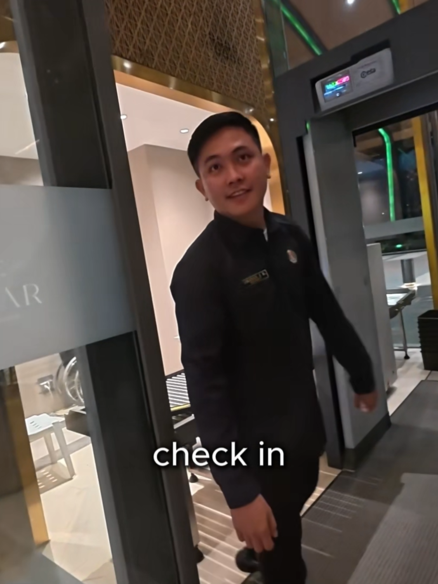 @SeanTravelsExtra