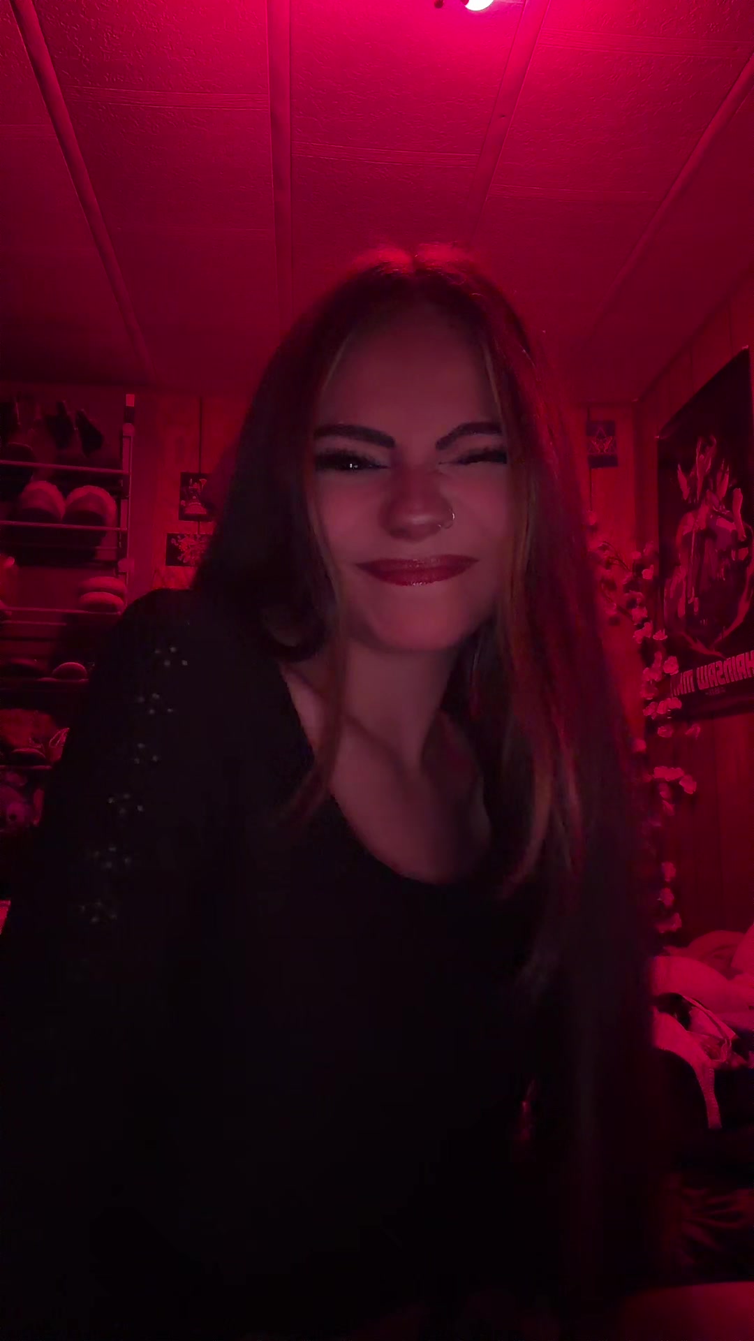 @Alexis🥀🎸🎧