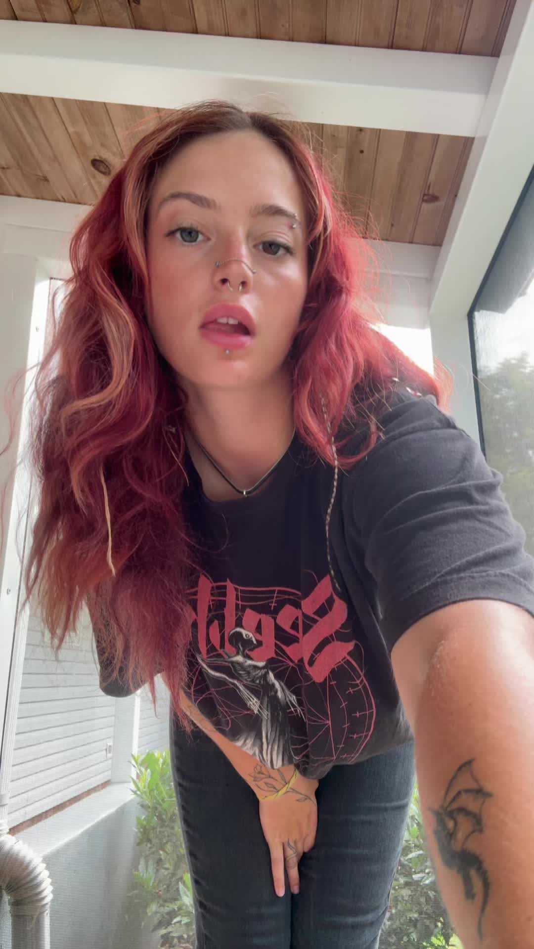 @Sky🌶️