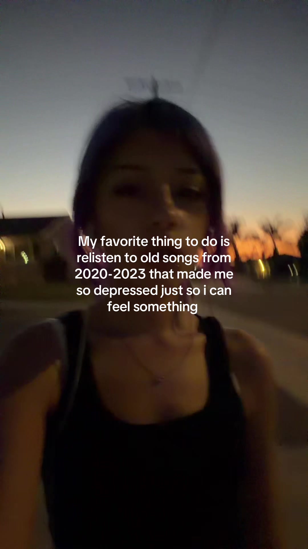 @️