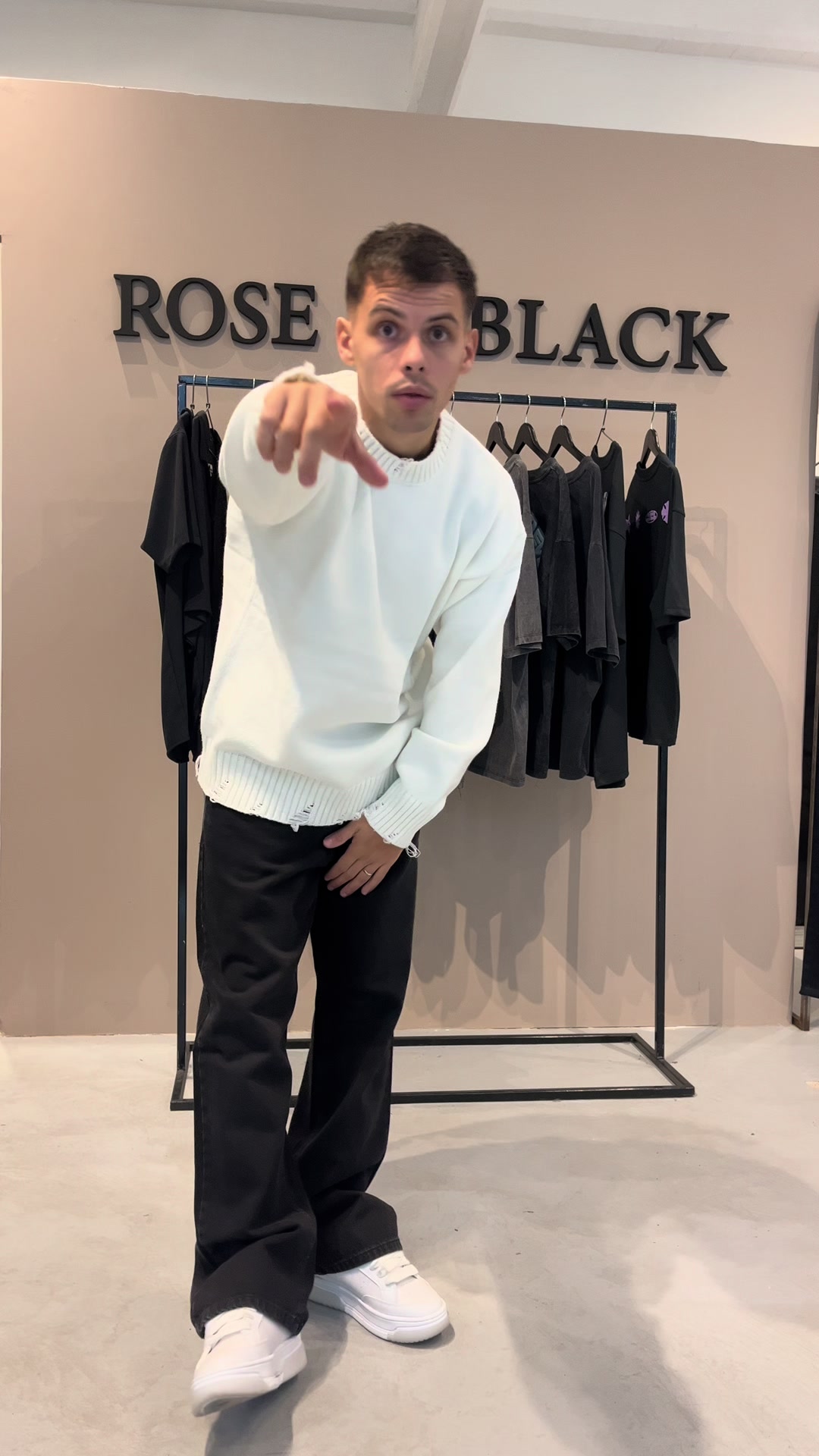 @Rose In Black