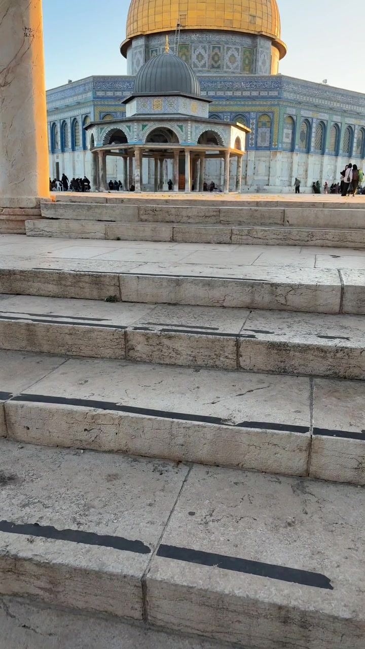 @᷂وللحلم ᷂بقيه ♥️
